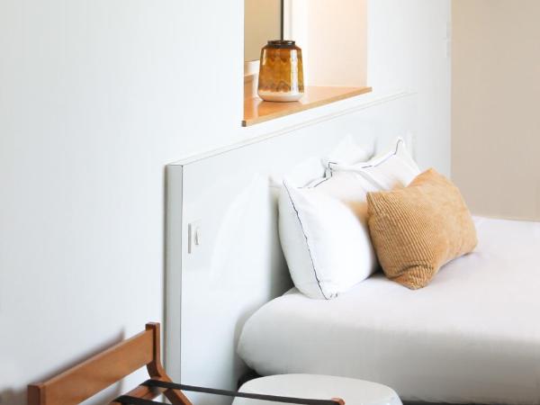 Les Sables Blancs : photo 4 de la chambre chambre double avec baignoire spa