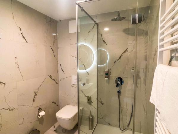 DX Apartments : photo 4 de la chambre chambre double