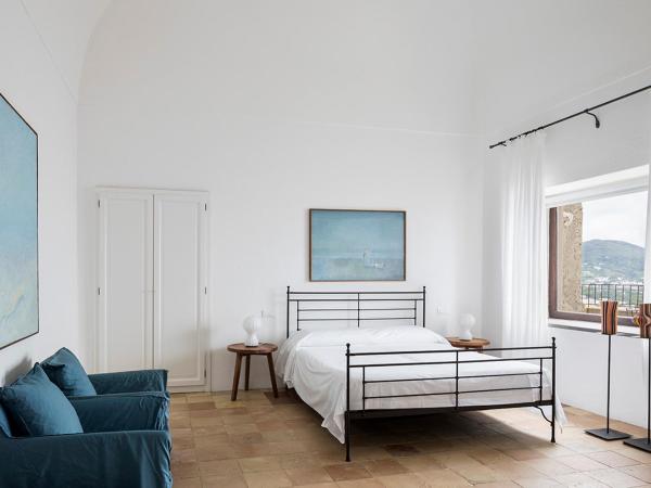 Albergo Il Monastero : photo 2 de la chambre suite - vue sur mer