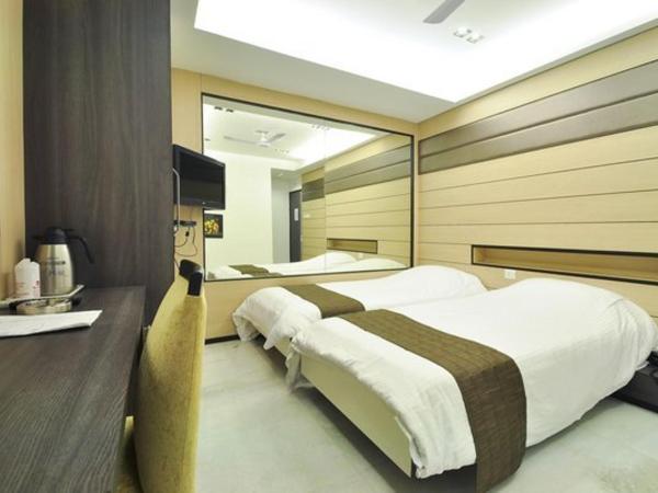 Hotel Esteem : photo 4 de la chambre chambre double ou lits jumeaux exécutive deluxe