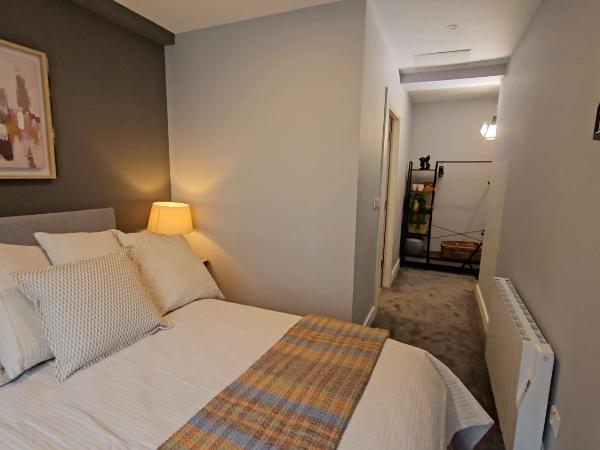 Madison House : photo 4 de la chambre chambre double deluxe avec douche