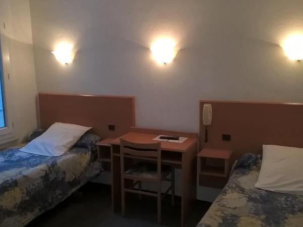 Hôtel Compostelle : photo 1 de la chambre chambre lits jumeaux Économique