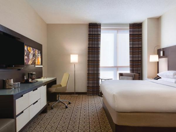 DoubleTree by Hilton Hotel Boston - Downtown : photo 1 de la chambre chambre lit king-size deluxe