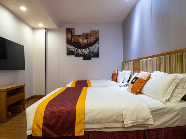 Guangzhou The Royal Garden Hotel : photo 2 de la chambre duplex garden view suite twin beds