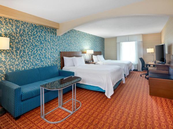 Fairfield Inn & Suites by Marriott Toronto Airport : photo 2 de la chambre chambre avec 2 grands lits queen-size 