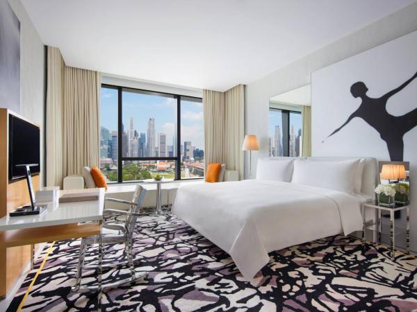 JW Marriott Hotel Singapore South Beach : photo 2 de la chambre premier, guest room, 1 king, marina bay view