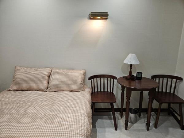 8 Hotel : photo 1 de la chambre chambre supérieure lit queen-size