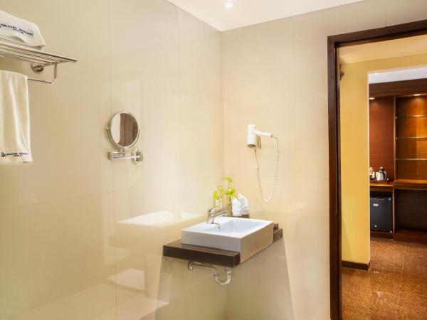 Grand Rohan Jogja : photo 2 de la chambre suite lune de miel