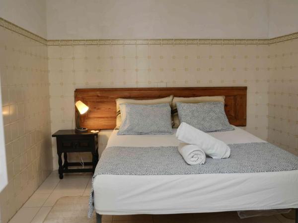 RIA Terrace : photo 1 de la chambre chambre double standard avec salle de bains commune