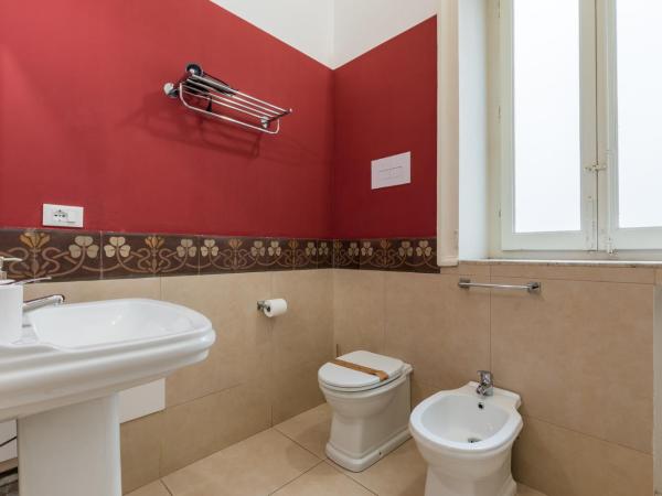 casa mo room and suite : photo 10 de la chambre chambre double avec salle de bains privative extérieure