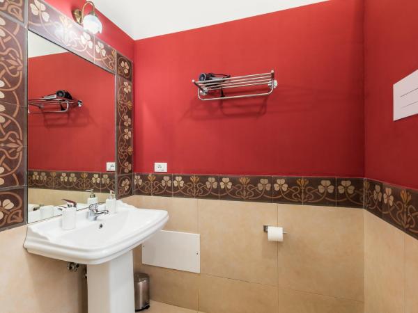 casa mo room and suite : photo 6 de la chambre chambre double avec salle de bains privative extérieure