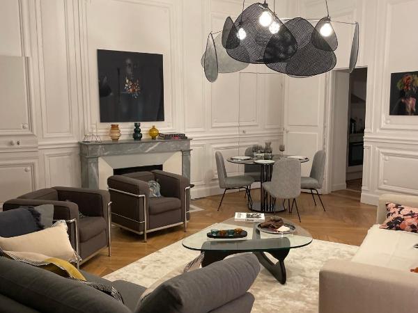 Appartement Charles Le Brun, Face au Château de Versailles, avec parking privé : photo 2 de la chambre appartement deluxe