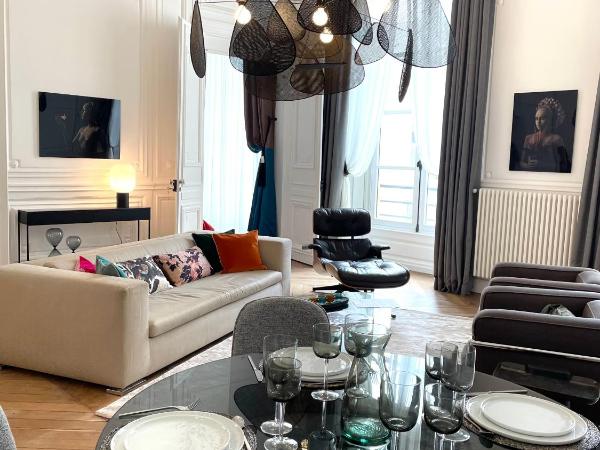 Appartement Charles Le Brun, Face au Château de Versailles, avec parking privé : photo 6 de la chambre appartement deluxe