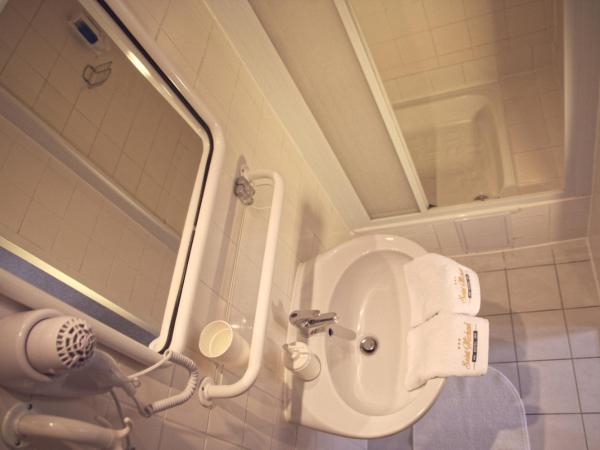 Hotel St.Michael : photo 7 de la chambre budget double room with rock view