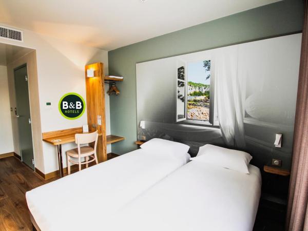 B&B HOTEL Montélimar Sud : photo 5 de la chambre chambre lits jumeaux standard