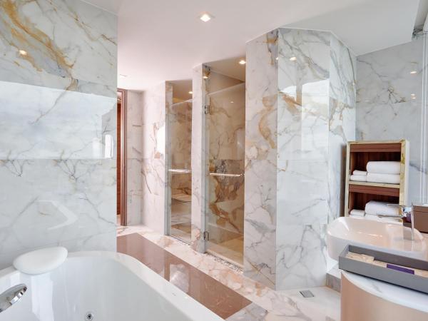 Valia Hotel Bangkok : photo 3 de la chambre suite exécutive - accès au salon club