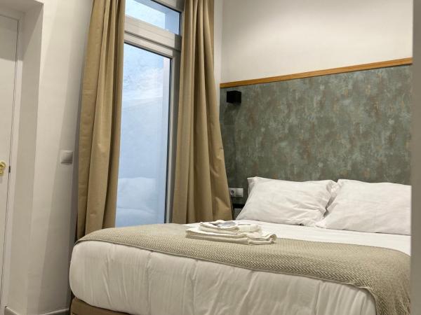 EME SEVILLA TURISTICA : photo 3 de la chambre chambre double