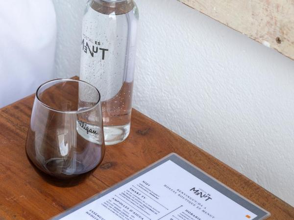 Hostal Boutique Es Menut : photo 6 de la chambre chambre double standard