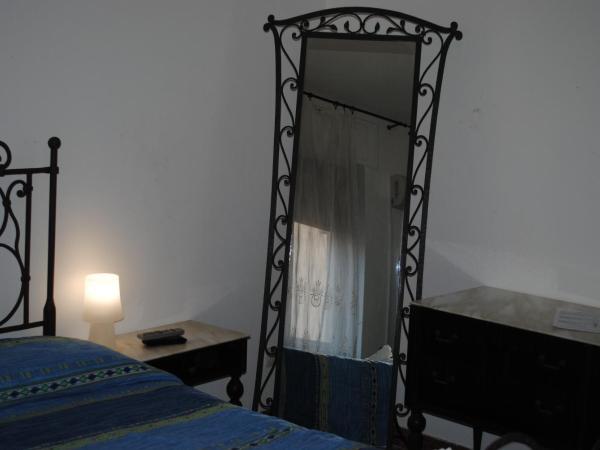 Calciufetta : photo 10 de la chambre chambre double avec salle de bains commune