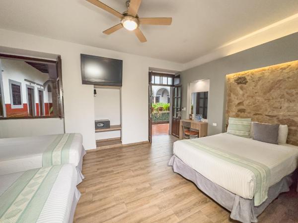 Hotel Hidalgo : photo 5 de la chambre chambre familiale standard