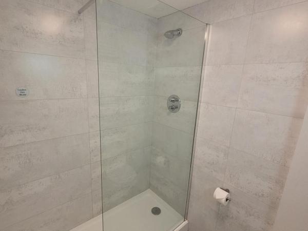 The Beeches Hotel & Leisure Club : photo 2 de la chambre chambre lit king-size supérieure