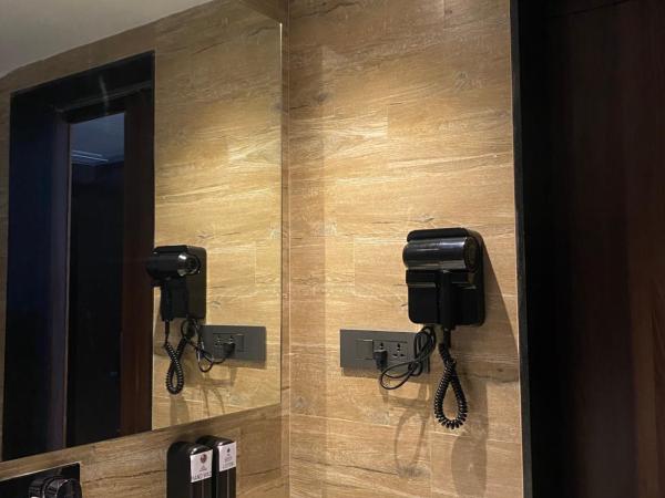 Hotel Barahi Kathmandu : photo 9 de la chambre suite junior