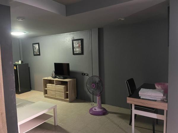 Happy Apple Guesthouse : photo 3 de la chambre chambre double avec salle de bains privative