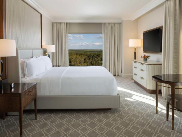 Waldorf Astoria Orlando : photo 1 de la chambre corner luxury king suite with balcony