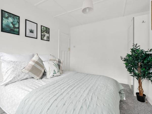 Wembley Hububb Stay : photo 2 de la chambre chambre double avec salle de bains commune