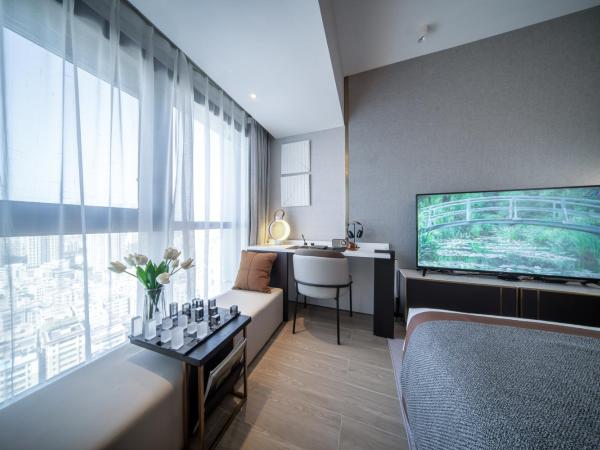 BORUISI Executive Apartment : photo 8 de la chambre chambre exécutive lit queen-size