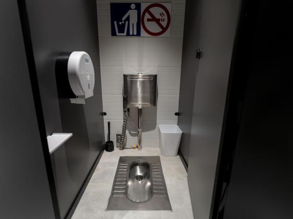 Sifang Space Hostel Xi'an - Xi'an KEJIDAXUE metro Line4 : photo 3 de la chambre chambre simple avec douche et toilettes communes - sans fenêtre