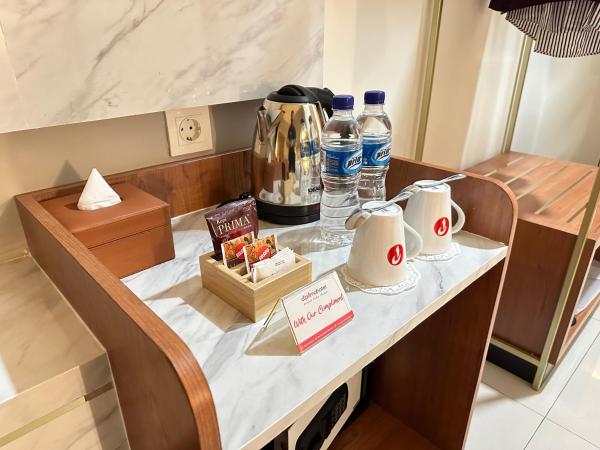 d'primahotel Jemursari Surabaya : photo 2 de la chambre chambre double deluxe