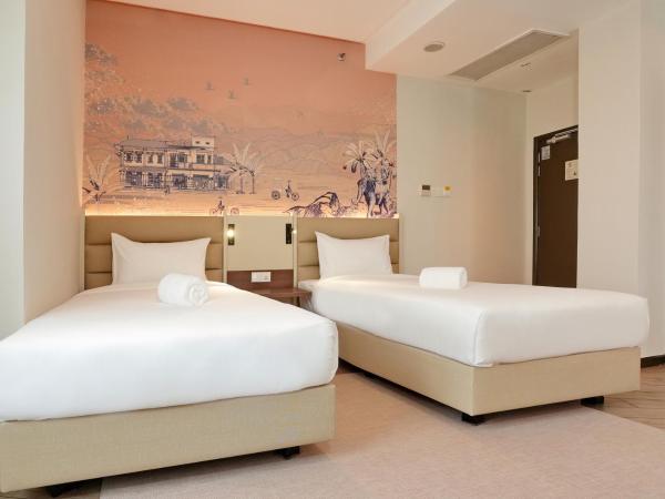 Cititel Express Ipoh : photo 2 de la chambre chambre familiale quadruple