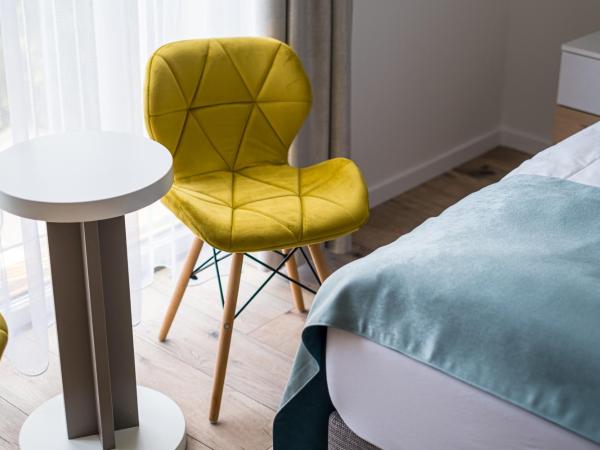 Füred Centrum Panzió : photo 5 de la chambre chambre lit queen-size - accessible aux personnes à mobilité réduite