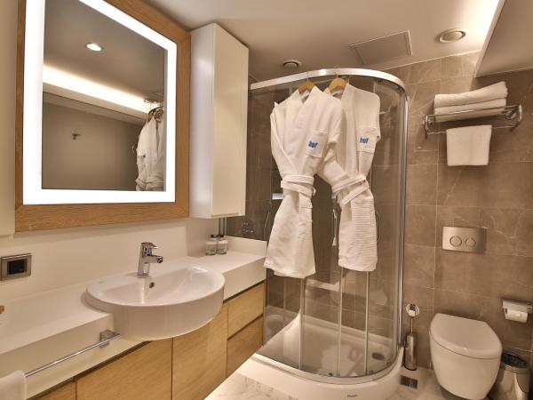 Bof Hotels Ceo Suites Atasehir : photo 4 de la chambre suite familiale