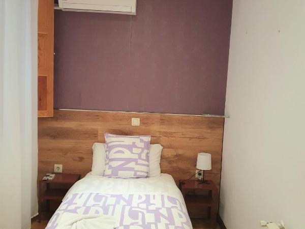 Hostal Abel Victoriano : photo 4 de la chambre chambre simple