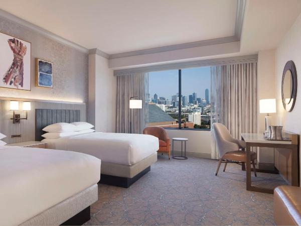 Hilton Anatole : photo 1 de la chambre tower queen room with two queen beds and bath tub - mobility accessible