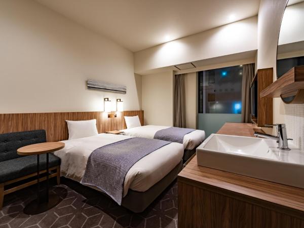 Sapporo View Hotel Odori Park : photo 1 de la chambre chambre lits jumeaux Économique rénovée - non-fumeurs