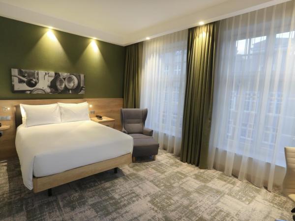 Hampton By Hilton Gdansk Old Town : photo 3 de la chambre chambre lit queen-size