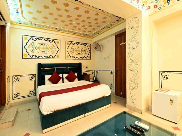 Virasat Mahal Heritage Hotel : photo 1 de la chambre chambre double