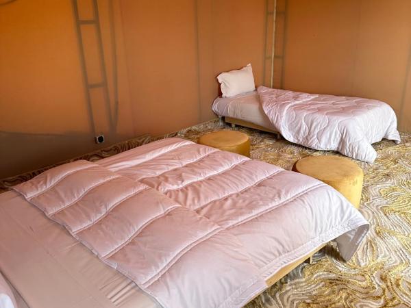 AGAFAY HEART CAMP : photo 2 de la chambre chambre triple avec salle de bains privative