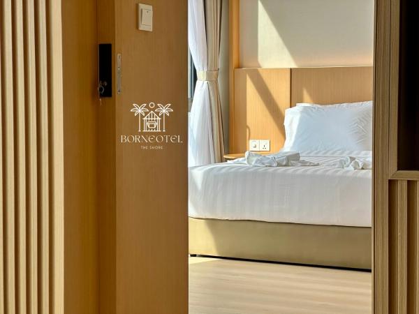 Borneotel The Shore KK by CHG : photo 2 de la chambre suite supérieure - vue sur mer