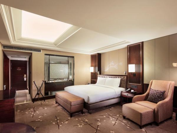 DoubleTree by Hilton Chongqing North : photo 2 de la chambre chambre de luxe - 1 lit king-size