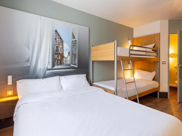 B&B HOTEL CHARTRES Le Coudray : photo 3 de la chambre chambre quadruple