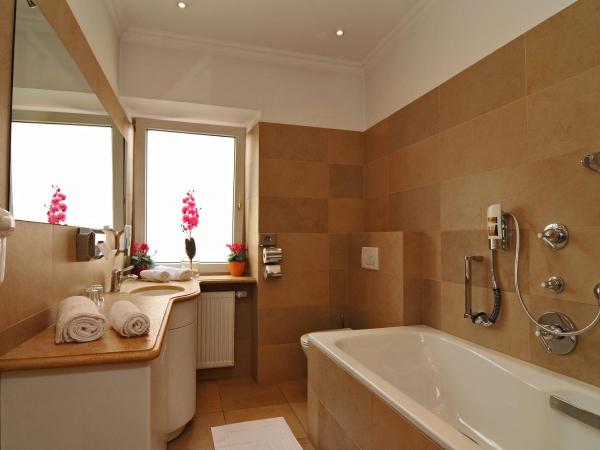 Hotel Vogelweiderhof : photo 6 de la chambre chambre triple