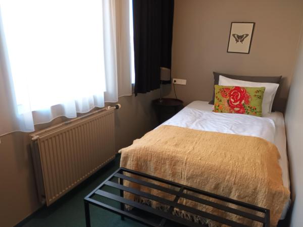 Hotel Leifur Eiriksson : photo 10 de la chambre chambre simple