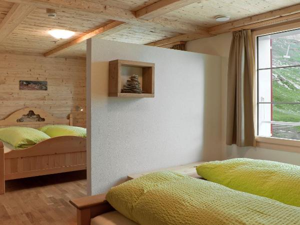 Bärghuis Jochpass - Alpine Hideaway - 2222müM : photo 8 de la chambre chambre quadruple