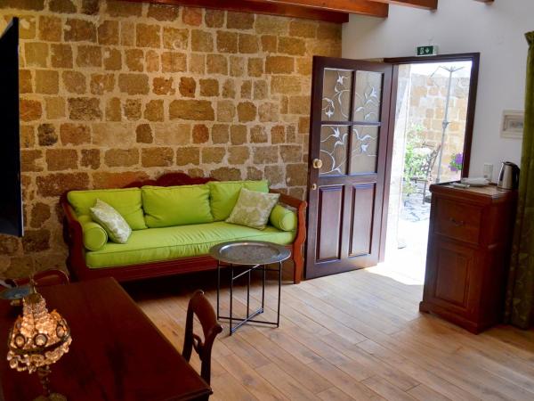 Hotel Ellique : photo 3 de la chambre prasinos - suite junior