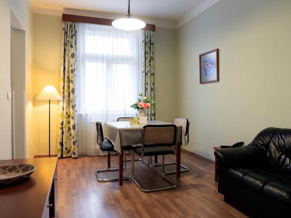 Hotel Orion : photo 1 de la chambre appartement chambre triple