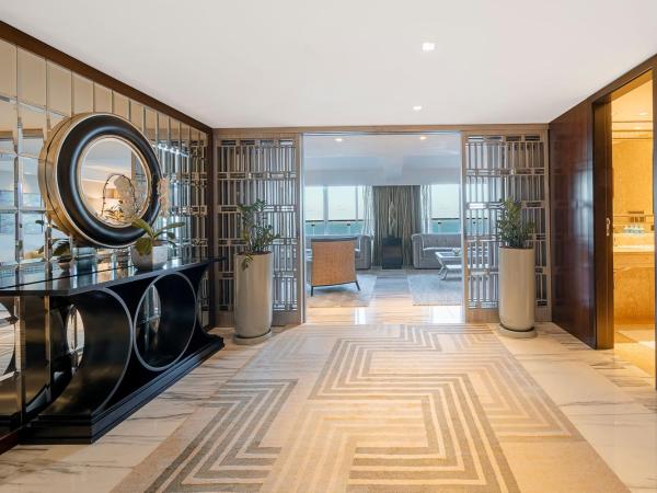 Sheraton Grand Rio Hotel & Resort : photo 5 de la chambre suite présidentielle avec 1 lit king-size - côté océan - accès au salon club